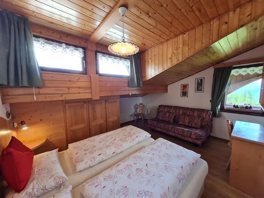 Piccola Suite Sul Civetta Колле-Санта-Лучія Екстер'єр фото